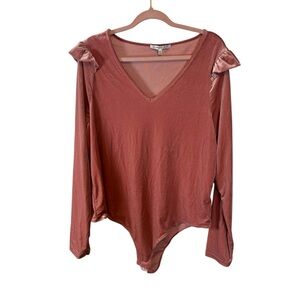 Celebrity Pink V-Neck Long Sleeve Bodysuit with Shoulder Ruffles Size 3XL